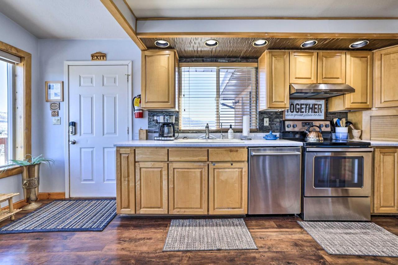 Stunning Utah Home About 30 Mi To Zion Natl Park Apple Valley Exterior foto